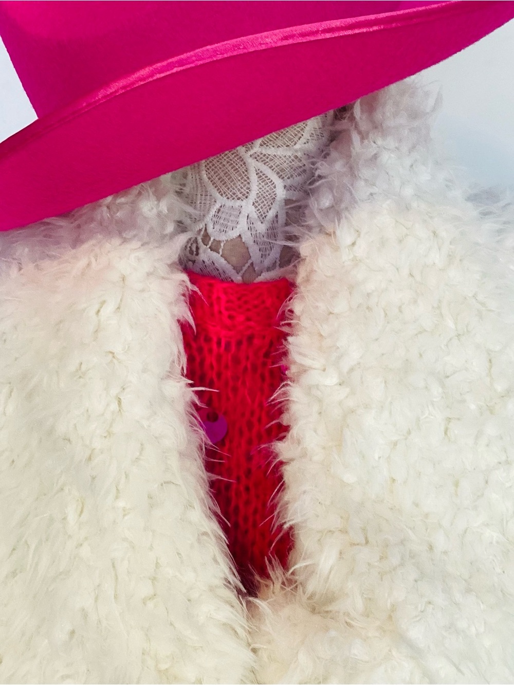 White Faux Fur Vest Furry - Picture 6 of 6